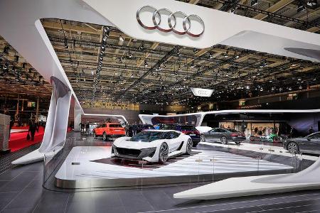 Audi: Messestand Pariser Autosalon 2018