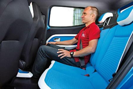 VW Taigun, Rücksitz, Beinfreiheit