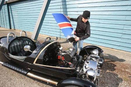 Morgan Threewheeler, Motorhaube