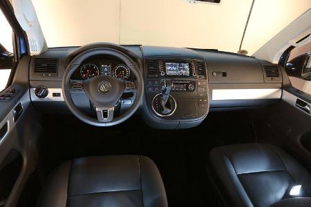 VW Multivan T5, Cockpit