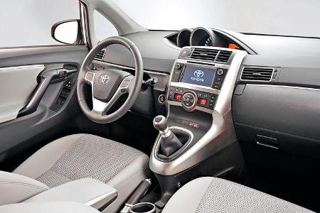 Toyota Verso1.6 D-4D, Cockpit