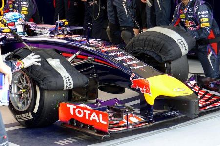 Sebastian Vettel - Red Bull - Formel 1 - Bahrain - Test - 1. März 2014