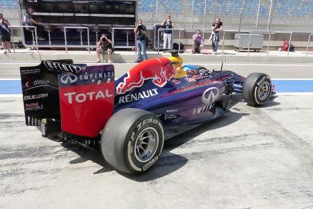 Sebastian Vettel - Red Bull - Formel 1 - Bahrain - Test - 1. März 2014