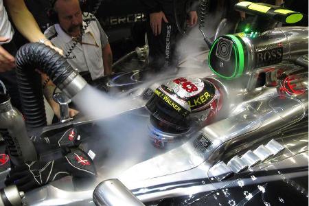 Kevin Magnussen - Helm - GP Singapur 2014