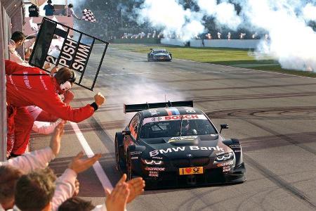 DTM BMW M3, Frontansicht, Zieldurchfahrt