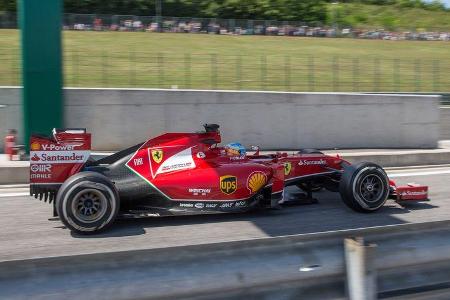 Ferrari - Boxen-Reportage - Formel 1 - GP Ungarn - 2014