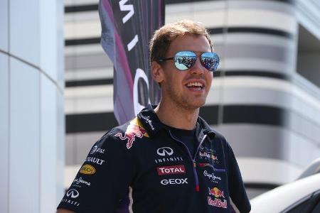 Sebastian Vettel - Sochi-Showrun - Infiniti Q50 - 2014