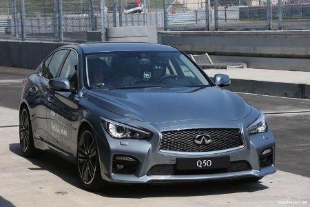 Sebastian Vettel - Sochi-Showrun - Infiniti Q50 - 2014