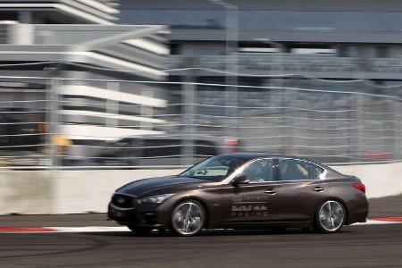 Sebastian Vettel - Sochi-Showrun - Infiniti Q50 - 2014