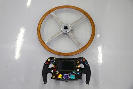 Vergleich: Mercedes W196 vs. AMG W05 - 2015