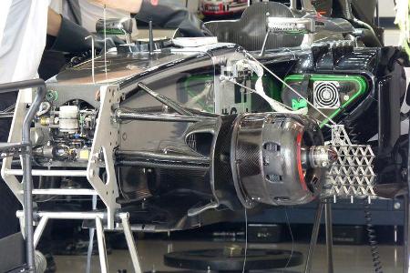 McLaren - Formel 1 - GP Japan - 3. Oktober 2014