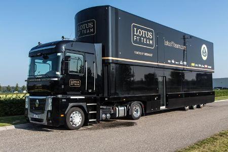 Lotus F1 Race-Trailer