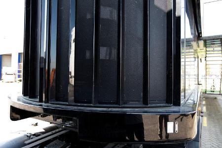 Lotus F1 Race-Trailer