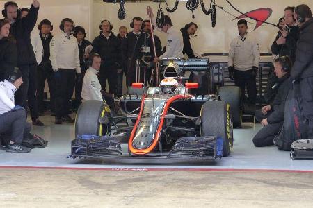 Jenson Button - McLaren - Formel 1-Test - Barcelona - 21. Februar 2015