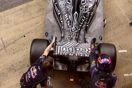 Daniil Kvyat - Red Bull - Formel 1-Test - Barcelona - 21. Februar 2015