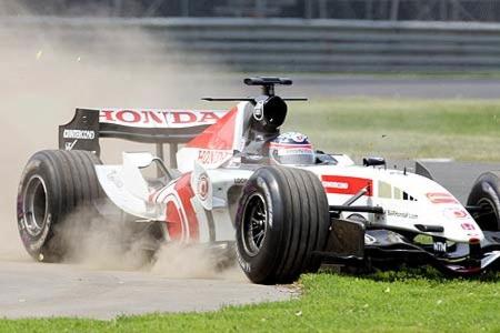 ... Das Jahr hätte den ersten Sieg für BAR-Honda und Jenson Button bringen sollen ...