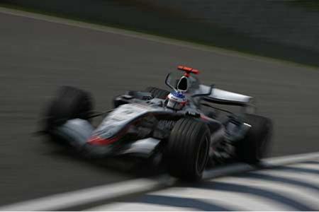 Kimi Räikkönen ist seit dem vierten Rennen in Imola regelmäßig der schnellste Mann.