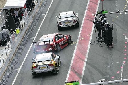 Andere Piloten sorgten da schon für mehr Action beim Reifenwechsel.
