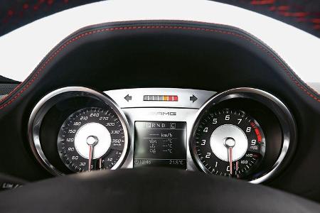 Mercedes SLS AMG Black Series, Rundinstrumente