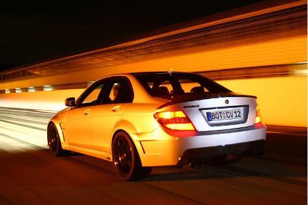 Brabus verwandelt die C-Klasse in den 730 PS starken Bullit.