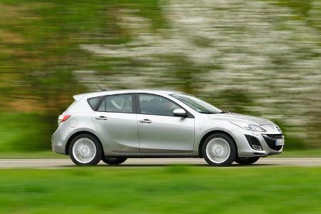 Mazda 3 2.0 MZR i-STOP, Seitenansicht, Überlandfahrt