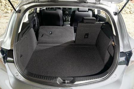 Mazda 3 2.0 MZR i-STOP, Kofferraum, Ladefläche