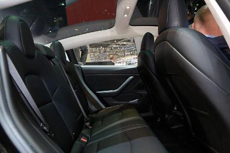 Tesla Model 3 Sitzprobe 2018