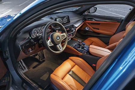 BMW M5, Interieur