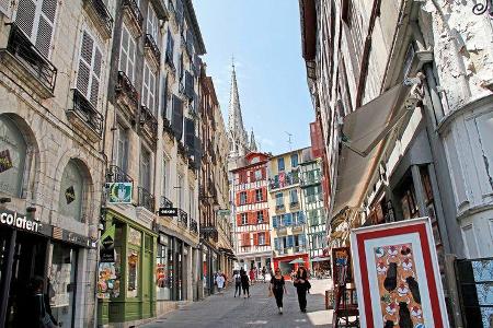 Mobil-Tour durch Aquitanien