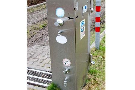 Frischwasser Station auf dem Stellplatz am Störtenekerbad