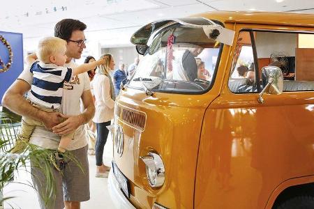 Besucher Caravan Salon 2016