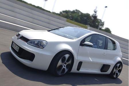 ESP soll jedoch auch im Über-Golf dafür sorgen, dass unplanmäßige Ausfallschritte des Hecks schon im Ansatz unterbunden werden.