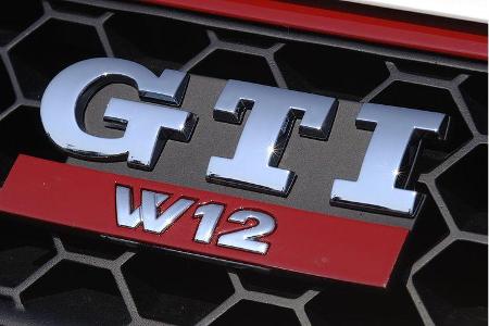 Der W12-Quader sorgen für rabiaten Vortrieb.