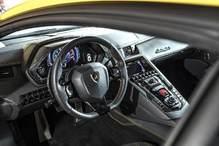 Lamborgini Aventador S, Interieur