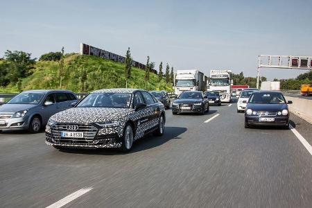 Stau-Pilot entlastet den Fahrer
