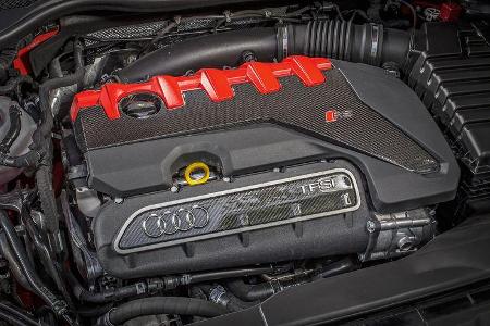 Audi TT RS Coupé, Motor