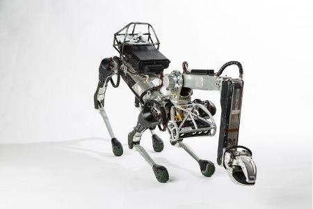 11/2017, Boston Dynamics SpotMini