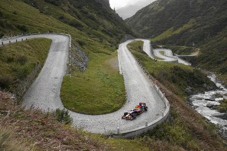Sebastien Buemi - Red Bull - Showrun - Gotthard-Pass - RB8 - 2017