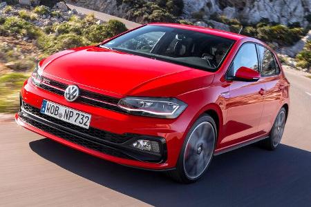 VW Polo VI GTI (2018) Fahrbericht AW 2G rot Fahraufnahme