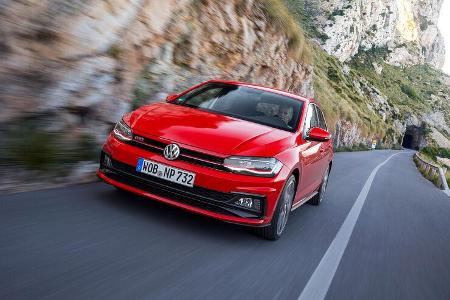 VW Polo VI GTI (2018) Fahrbericht AW 2G rot Fahraufnahme