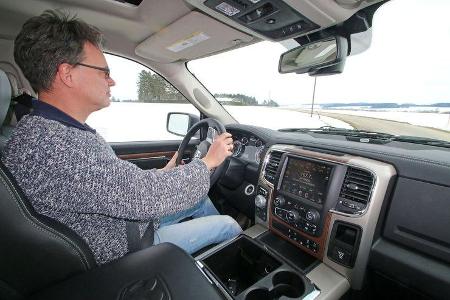Ram 1500 3.0 CRD EcoDiesel Laramie Crew-Cab Pickup