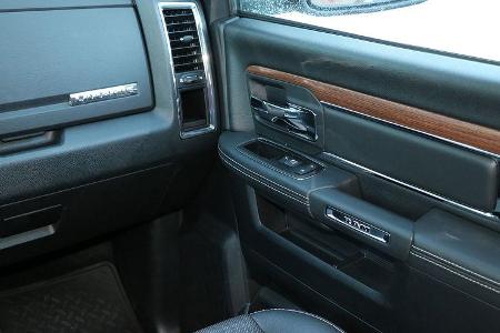 Ram 1500 3.0 CRD EcoDiesel Laramie Crew-Cab Pickup