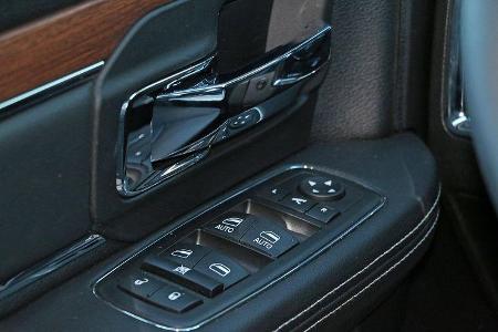 Ram 1500 3.0 CRD EcoDiesel Laramie Crew-Cab Pickup