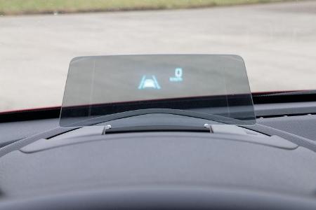 Mazda 2 Skyactiv-G 115 i-Eloop, Head-up-Display