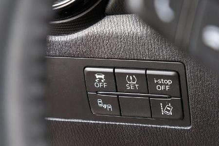 Mazda 2 Skyactiv-G 115 i-Eloop, Bedienelemente