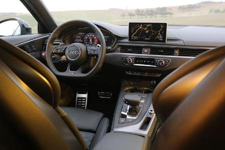 Audi RS 4 Avant, Interieur