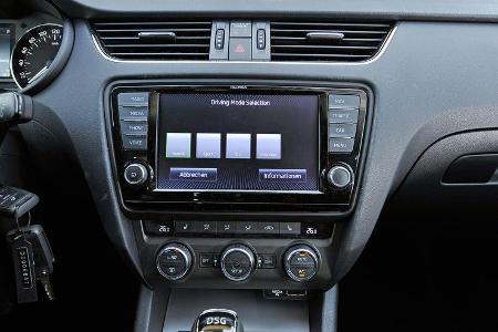 Skoda Octavia 2.0 TDI, Mittelkonsole