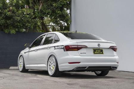 05/2018 Volkswagen 2018 Enthusiast Vehicle Fleet Sowo