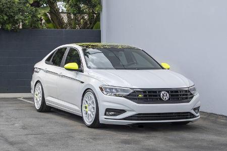 05/2018 Volkswagen 2018 Enthusiast Vehicle Fleet Sowo