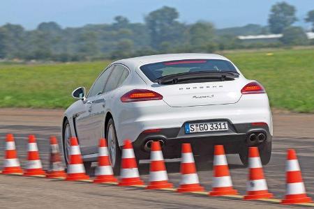 Porsche Panamera S E-Hybrid, Heckansicht, Bremstest